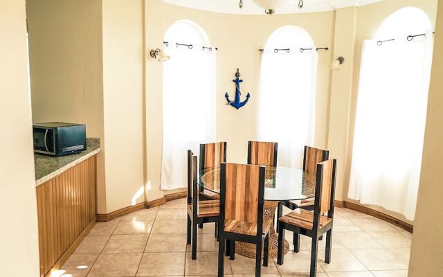 Blue Parrot Beach House