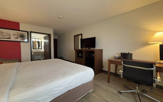 Ramada by Wyndham Effingham