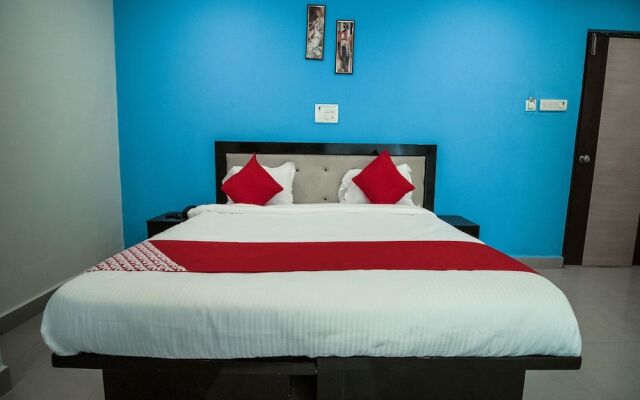 OYO 11966 Grand Euro Park Hotel