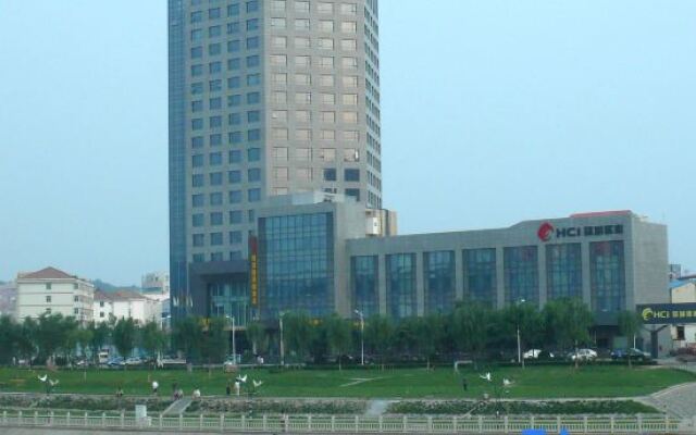 Huancheng Caston Hotel