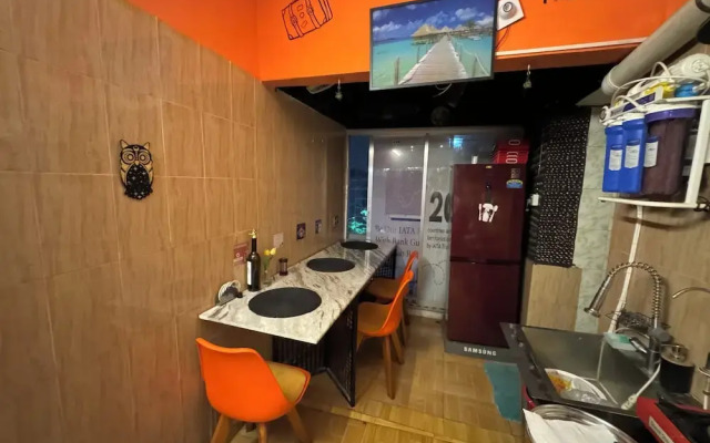 Hostel by zoo family