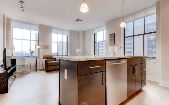 Global Luxury Suites at Harbor Point