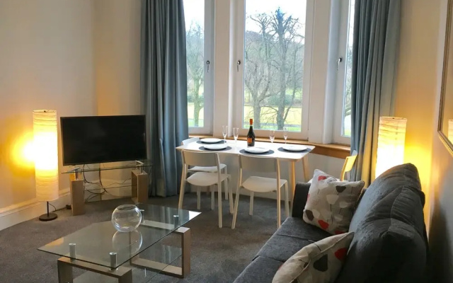 Bellahouston View Apartment