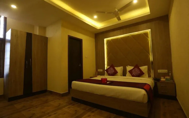 OYO 10222 Hotel Anbu Park