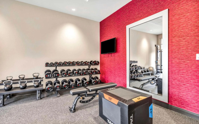 Home2 Suites by Hilton Raleigh West Lenovo Center