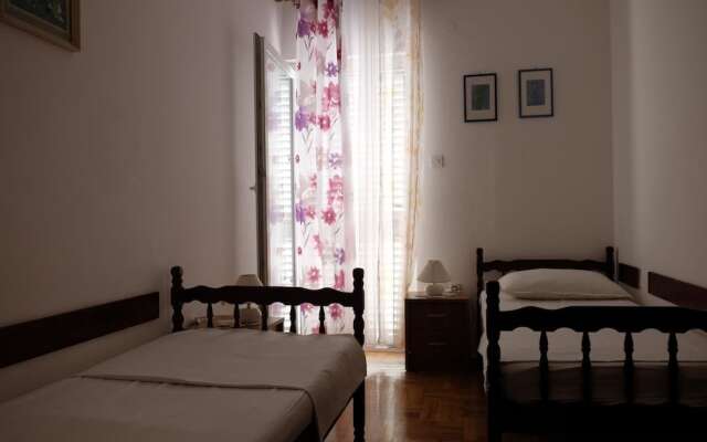 Apartments Duje O.gornji