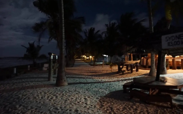 Kilwa Beach Lodge
