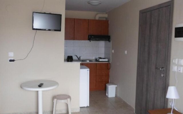 Dimitra's Apartments