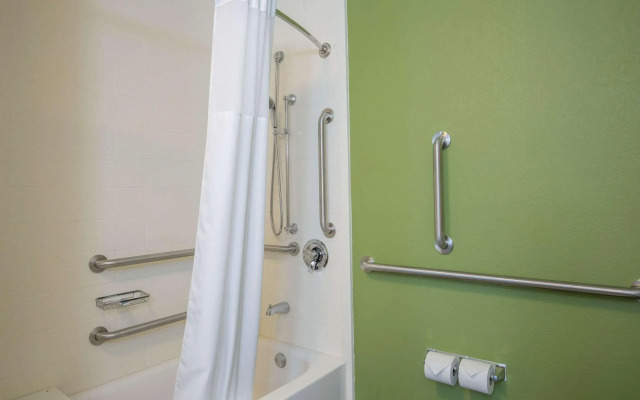 Sleep Inn & Suites