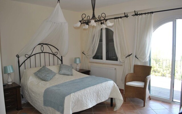 Villa Goodens by Amy Villas