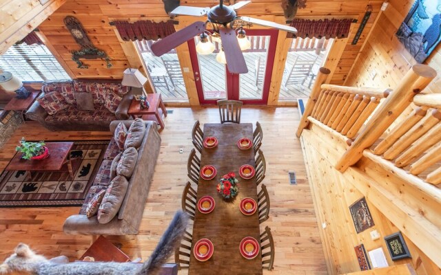 SmokyStays Bears Den Cabin
