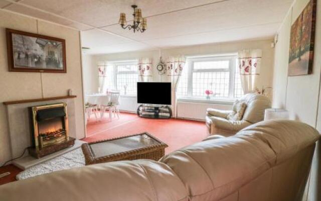 The Lodge, Attleborough