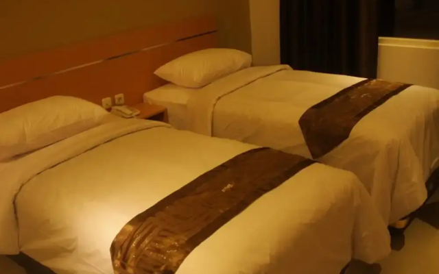 Nozz Hotel Semarang
