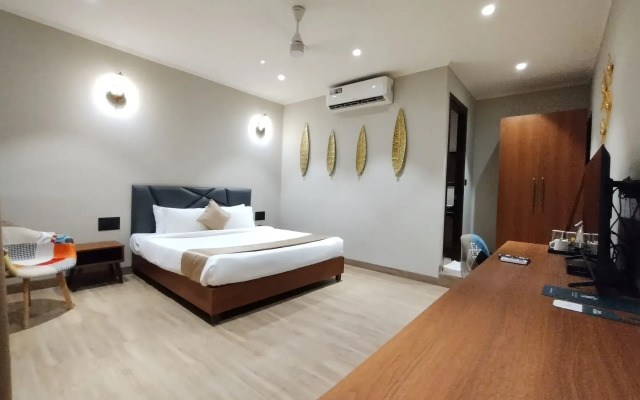 Stone Wood Resort