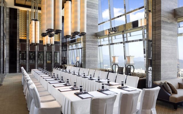 The Ritz-Carlton, Hong Kong