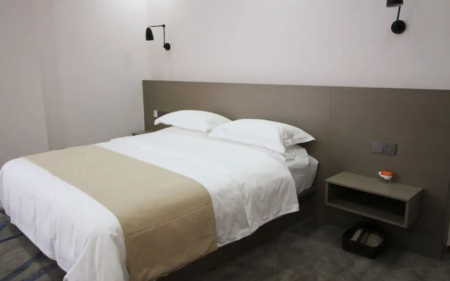 CARREY HOTEL- Accommodation BB-MICE