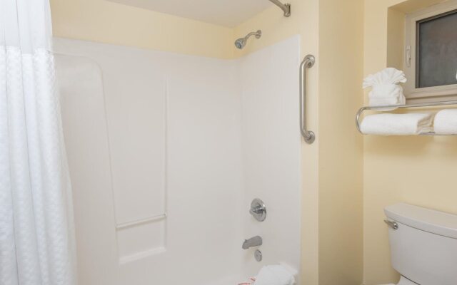 Monarch Valley Inn Marina at Monterey Bay