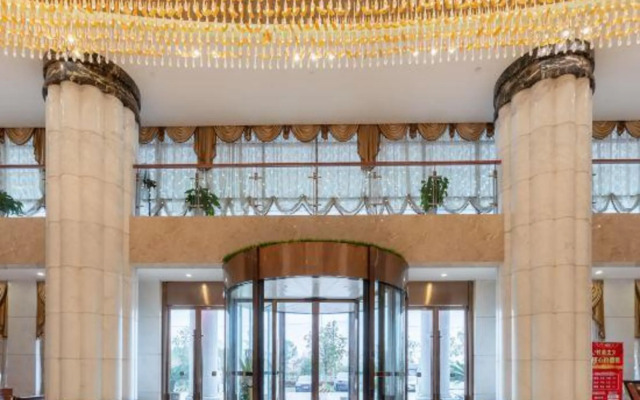Xinlong Hotel
