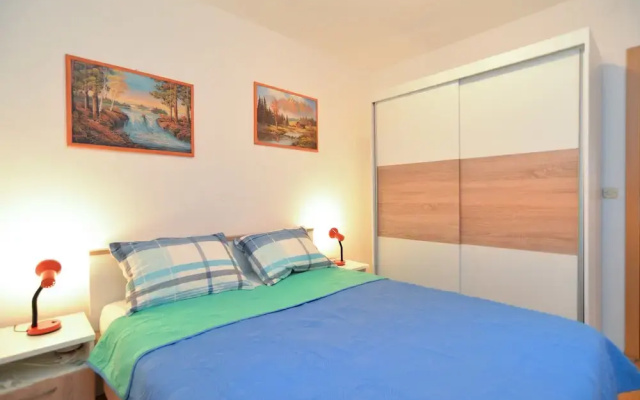 Apartment 436
