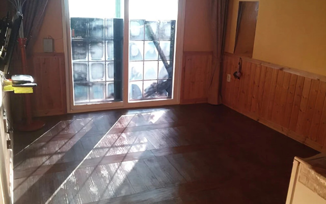 Hadong Inside the Scene Pension