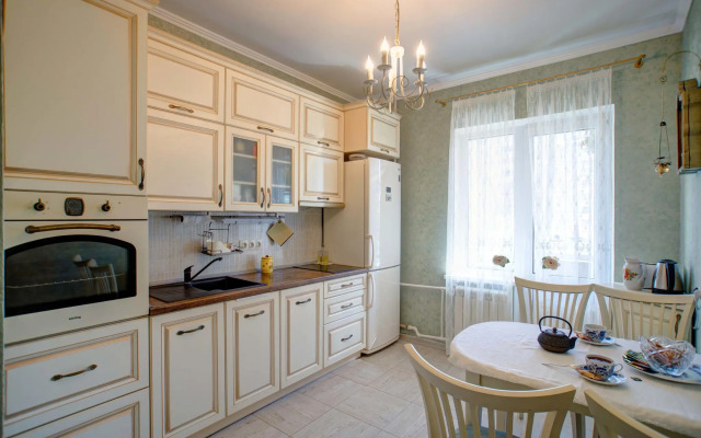 Апартаменты на проспекте Лабораторный 18