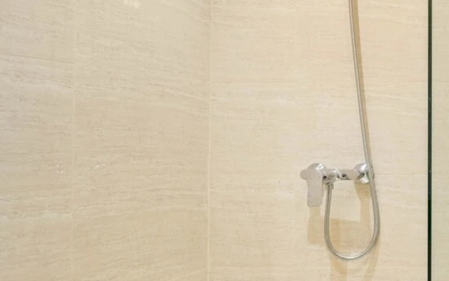 Meadow by Kozystay | Newly Renovated | Kebon Jeruk