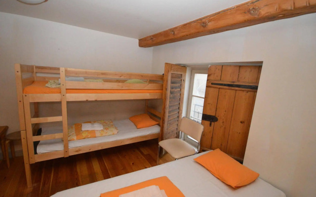 Doma Hostel