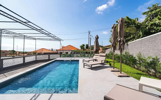 Luxury Retreat in Camara de Lobos