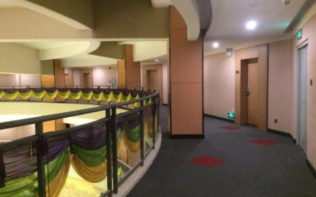 Oriental Scenery Hotel