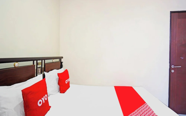 OYO 91415 De Wijaya Hotel