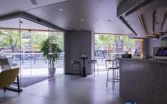 Ting Hotel (Shanghai Zhangjiang Road Metro Station)