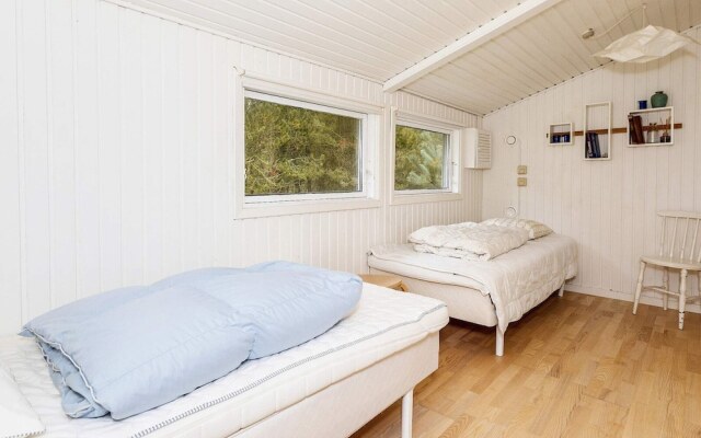 6 Person Holiday Home in Hals