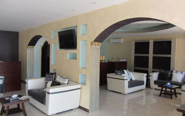 Blue Sands Palace