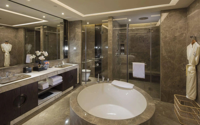 Holiday Inn Zhangjiakou Downtown by IHG