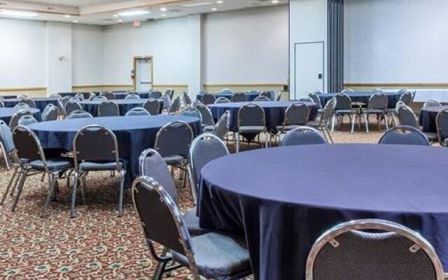 Ramada St Joseph