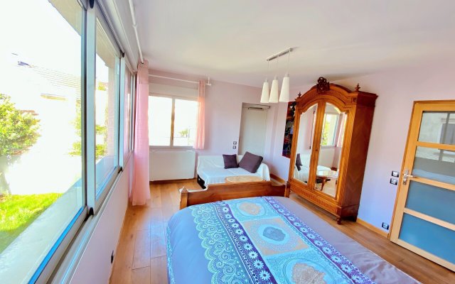 Reims Sherpa Guest House