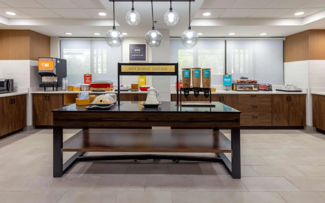 Hampton Inn & Suites Alpharetta Roswell