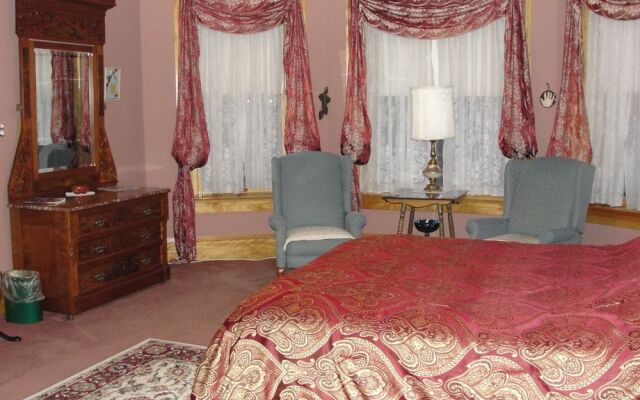 Ferris Mansion Bed & Breakfast