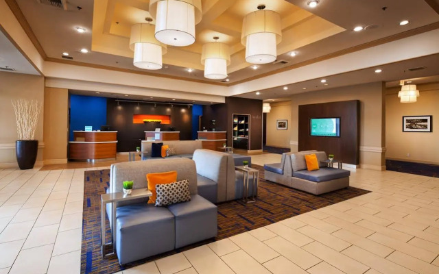 Courtyard by Marriott Baldwin Park