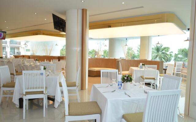 A-One The Royal Cruise Hotel Pattaya