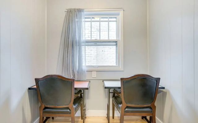 < 1 Mi to Washington Park: Denver Vacation Rental