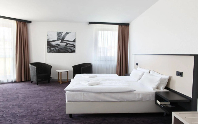 Dietrich-Bonhoeffer-Hotel