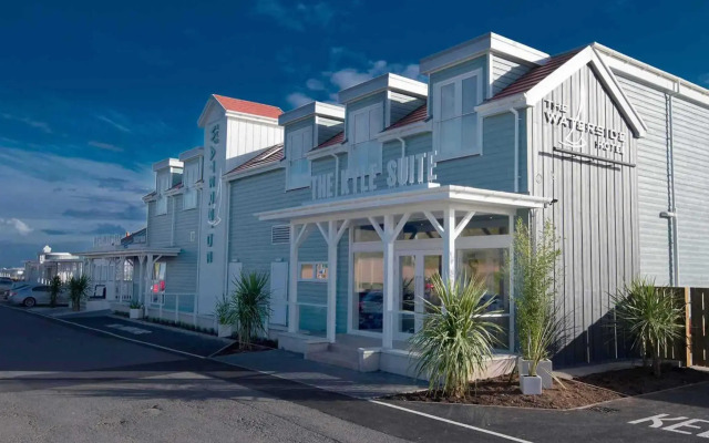 The Waterside Hotel