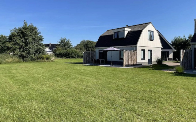 Holiday Home on Texel With Stunning Views