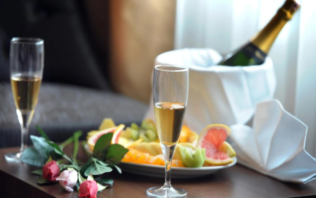 Rhiss Hotel Bostanci