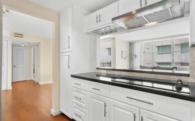 Bay Harbor Sunset Apt 5B
