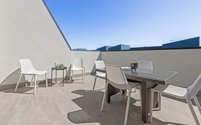 Urban Rest Port Adelaide Apartments