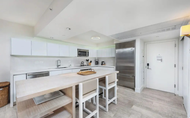 1 Hotel & Homes Private Luxury Suites