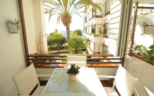 HomeHolidaysRentals Apartamento Canet Playa l - Costa Barcelona