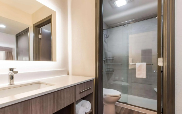 Best Western Fishkill Inn & Suites